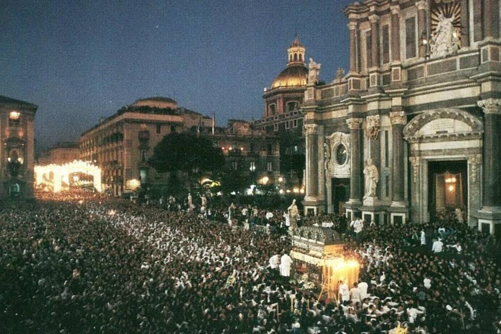 Casa D'Amico Al Duomo Apartman Catania Kültér fotó